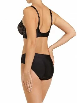 Fayreform Bras Delicate Lace Underwire Full Figure Bra