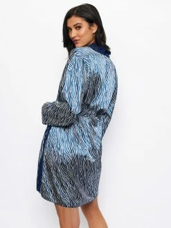 Fredericks Of Hollywood Aspen Mae Satin And Lace Robe Lingerie